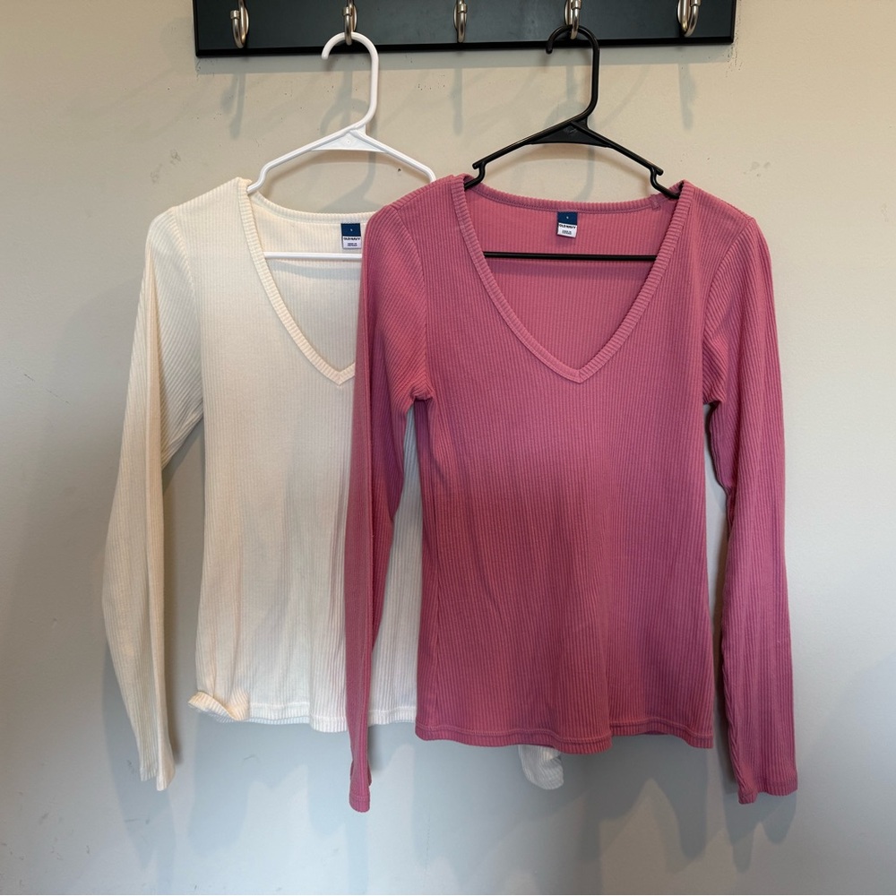 Set of 2 - Old Navy Long Sleeve V-Neck Tops